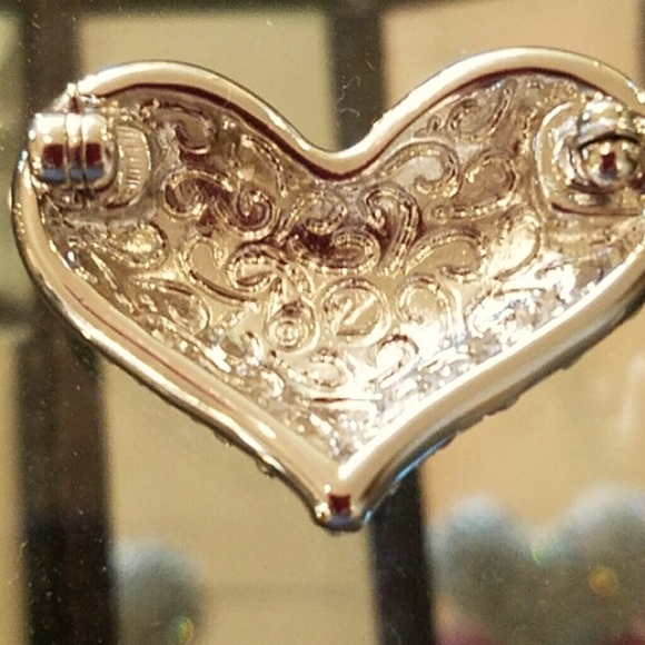 Swarovski Signed Heart Rhinestone Vintage Pin - Picture 3 of 10